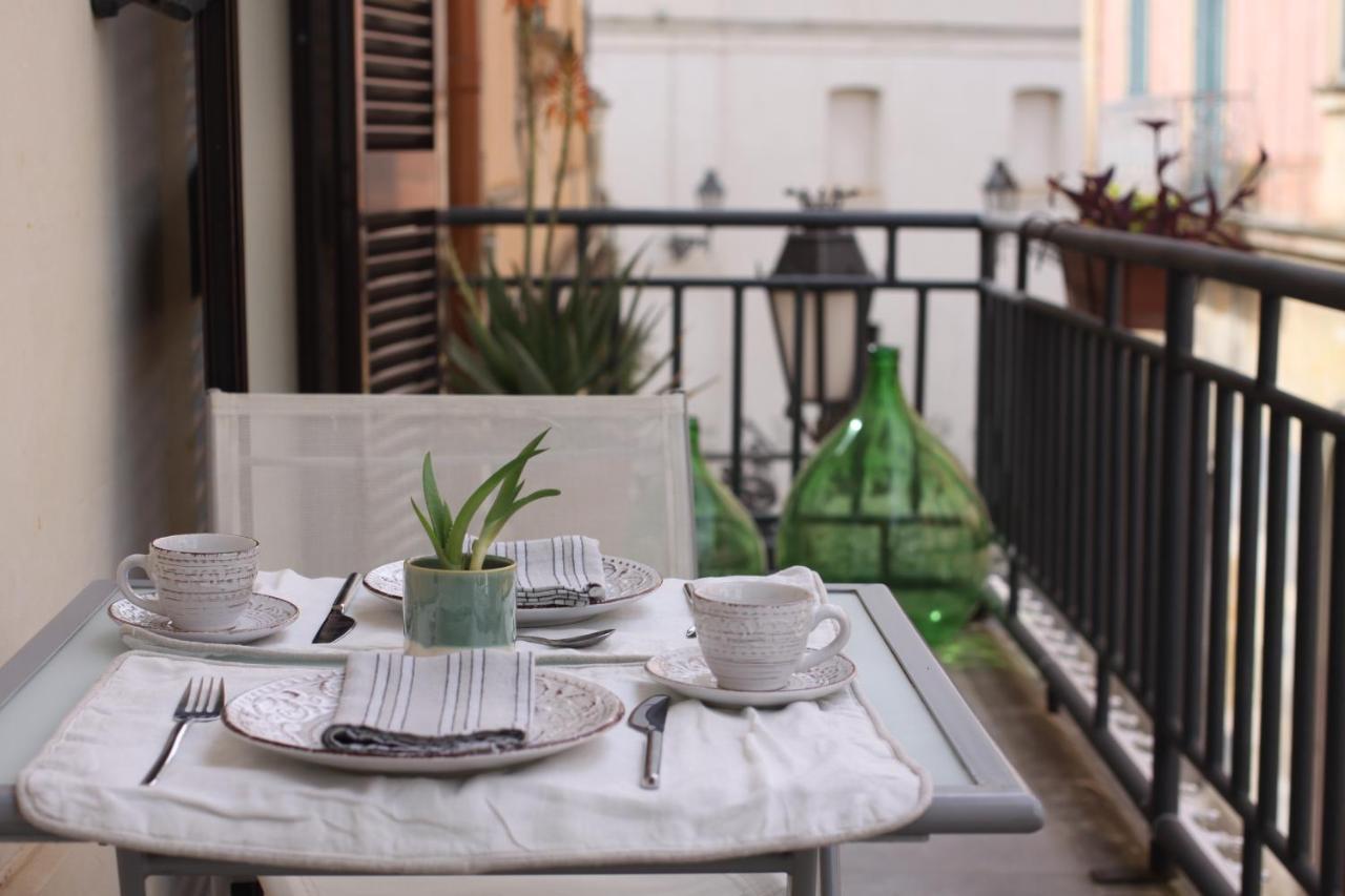 B&B Le Giravolte Lecce Exterior photo